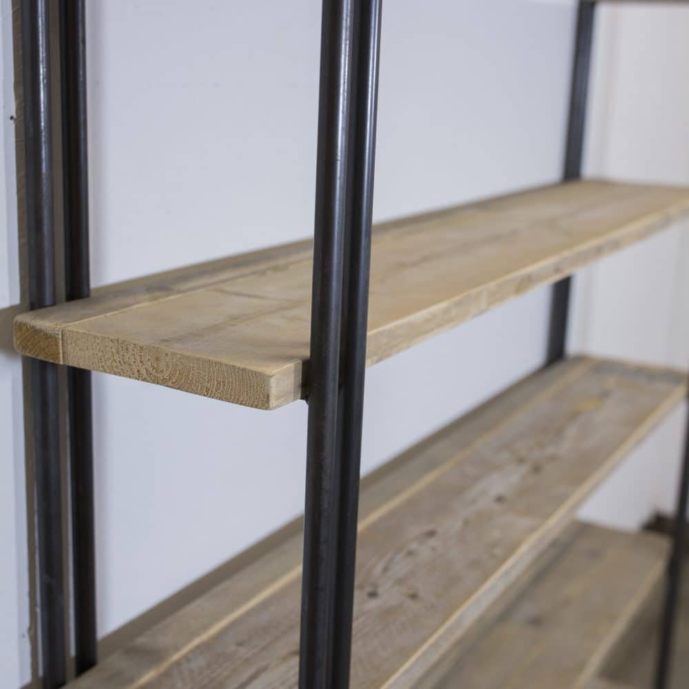 interval Verhuizer Aan de overkant Industriële boekenkast | hout en staal | maatwerk | Maikku