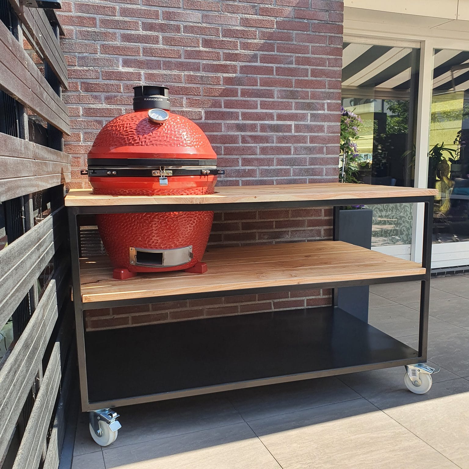 BBQtafel hout en staal verkrijgbaar voor alle merken Maikku